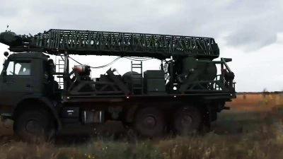 Рідкісна ціль: прикордонники знищили новітню російську станцію зв’язку (відео)