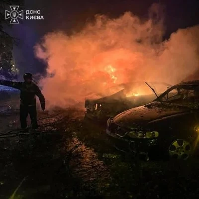 Двоє жертв і 8 постраждалих: в ДСНС показали наслідки нічної атаки на Київ (фото)